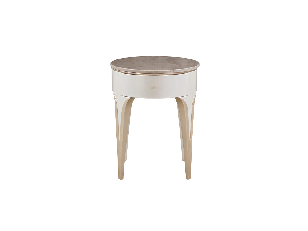 RF01B3 End table